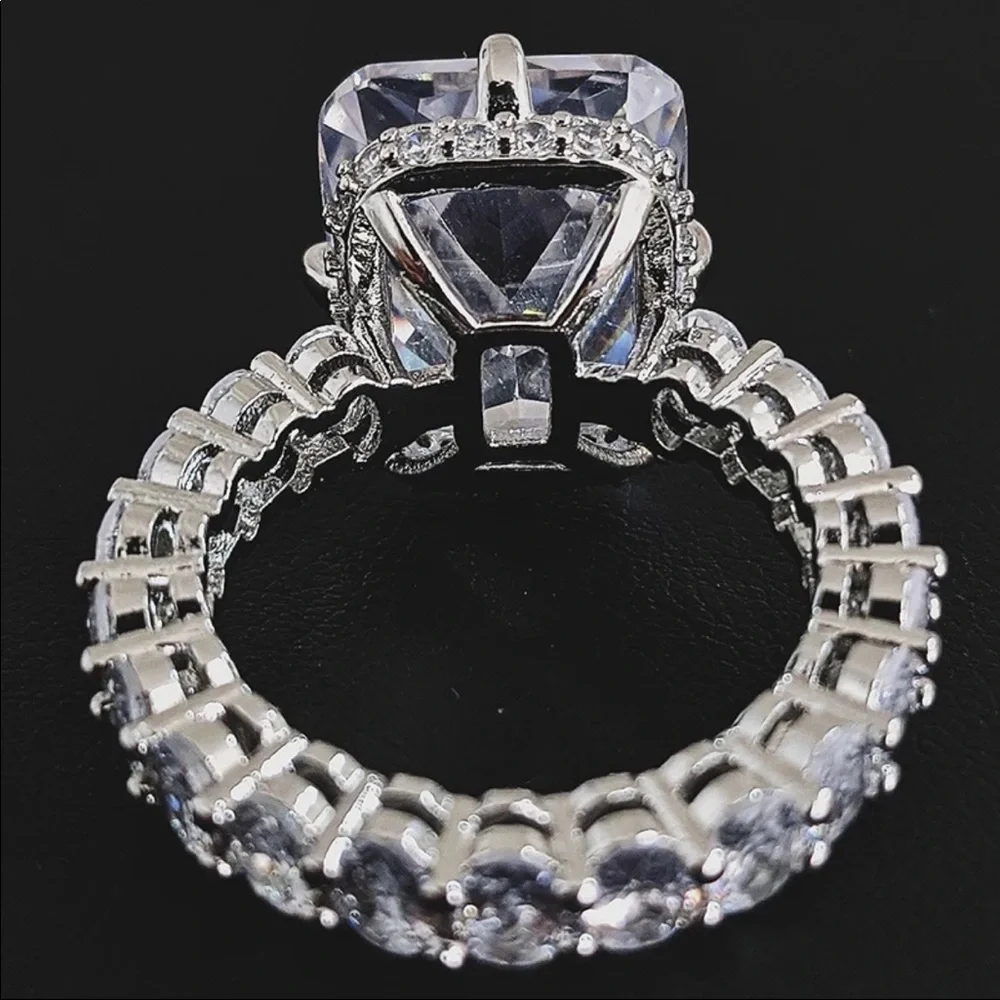 NEW ENGAGEMENT 925 STERLING SILVER HALO RING, CUTE RING, SHINY RING. - Picture 6 of 6